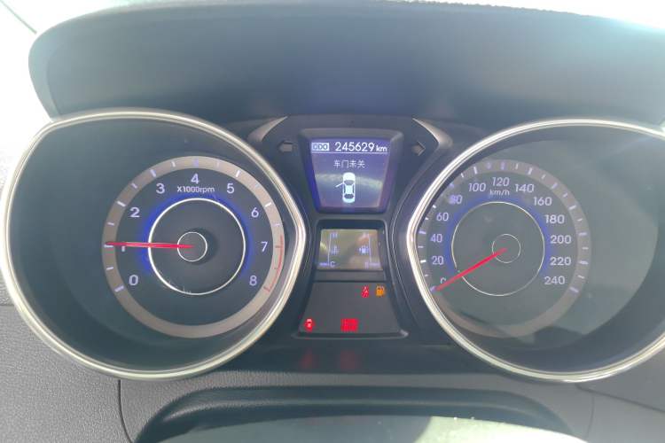 Used Hyundai Elantra (5th Generation / Langdong) 2012 1.6L Manual Leading Model Instrument Cluster