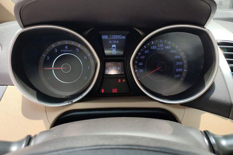Used Hyundai Elantra (5th Generation / Langdong) 2012 1.6L Automatic Leading Model Instrument Cluster