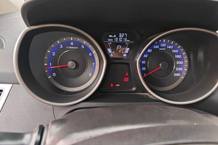 Used Hyundai Elantra (5th Generation / Langdong) 2012 1.6L Automatic Fashion Edition Instrument Cluster