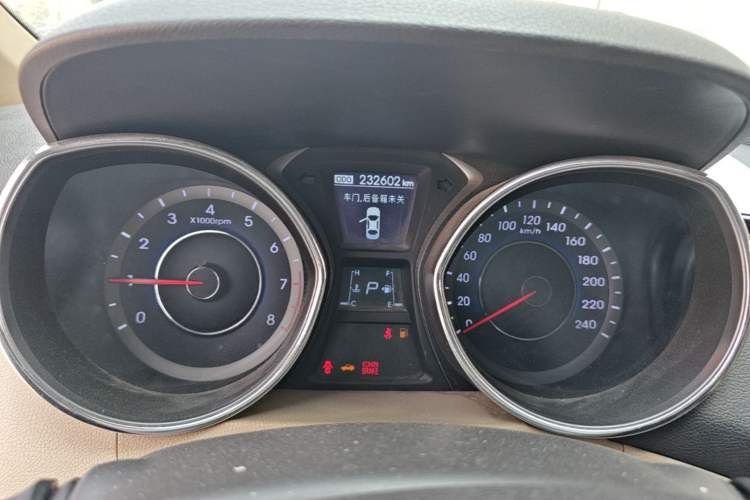 Used Hyundai Elantra (5th Generation / Langdong) 2012 1.6L Automatic Prestige Model Instrument Cluster