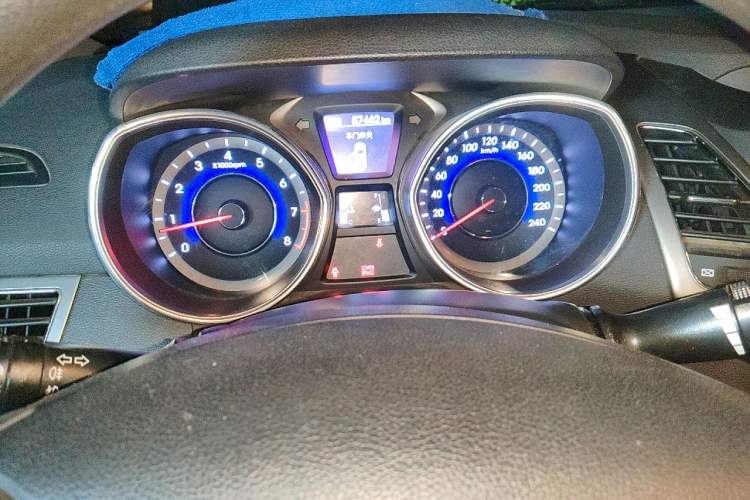 Used Hyundai Elantra (5th Generation / Langdong) 2012 1.6L Manual Leading Model Instrument Cluster