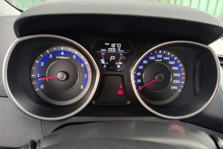 Used Hyundai Elantra (5th Generation / Langdong) 2012 1.6L Automatic Fashion Edition Instrument Cluster
