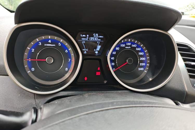 Used Hyundai Elantra (5th Generation / Langdong) 2012 1.6L Manual Fashion Edition Instrument Cluster