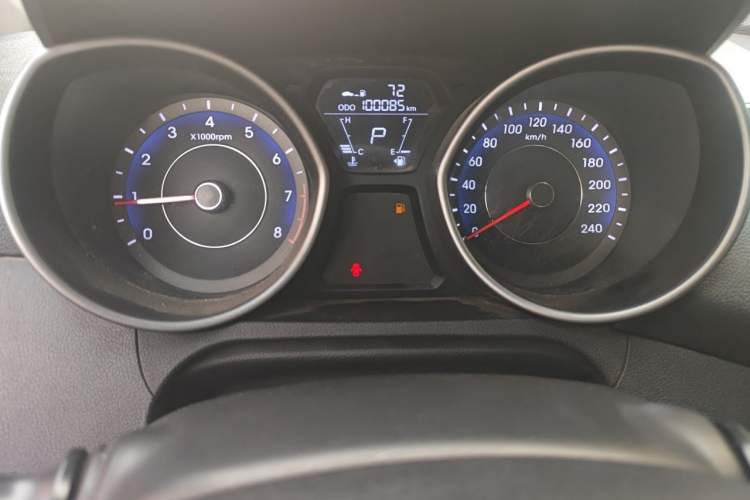 Used Hyundai Elantra (5th Generation / Langdong) 2012 1.6L Automatic Fashion Edition Instrument Cluster