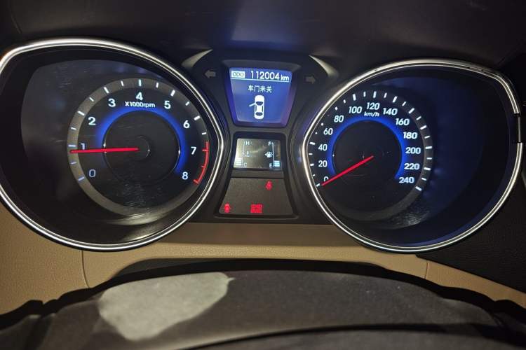 Used Hyundai Elantra (5th Generation / Langdong) 2012 1.6L Manual Leading Model Instrument Cluster