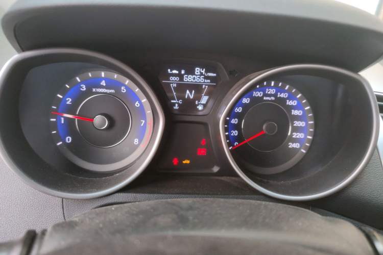 Used Hyundai Elantra (5th Generation / Langdong) 2012 1.6L Automatic Fashion Edition Instrument Cluster