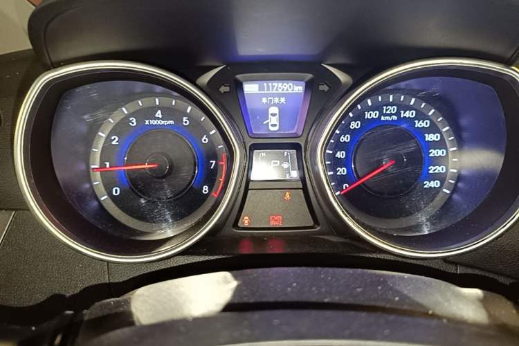 Used Hyundai Elantra (5th Generation / Langdong) 2012 1.6L Automatic Leading Model Instrument Cluster