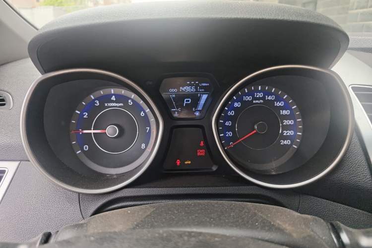 Used Hyundai Elantra (5th Generation / Langdong) 2012 1.6L Automatic Fashion Edition Instrument Cluster