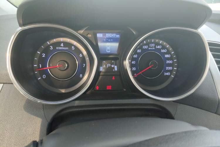 Used Hyundai Elantra (5th Generation / Langdong) 2012 1.6L Automatic Prestige Model Instrument Cluster