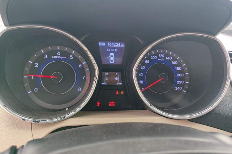 Used Hyundai Elantra (5th Generation / Langdong) 2012 1.6L Manual Leading Model Instrument Cluster