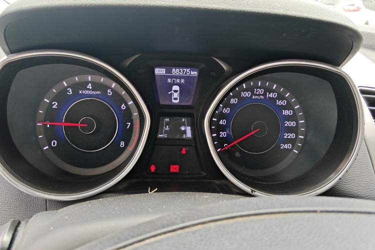 Used Hyundai Elantra (5th Generation / Langdong) 2012 1.6L Manual Leading Model Instrument Cluster