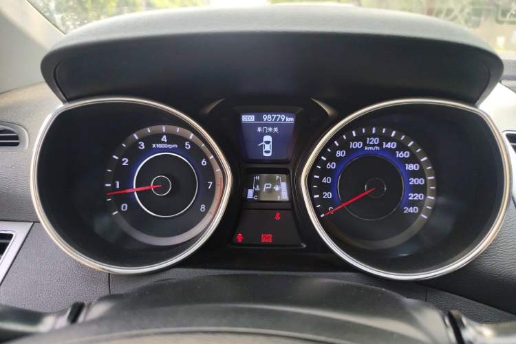 Used Hyundai Elantra (5th Generation / Langdong) 2012 1.6L Automatic Prestige Model Instrument Cluster