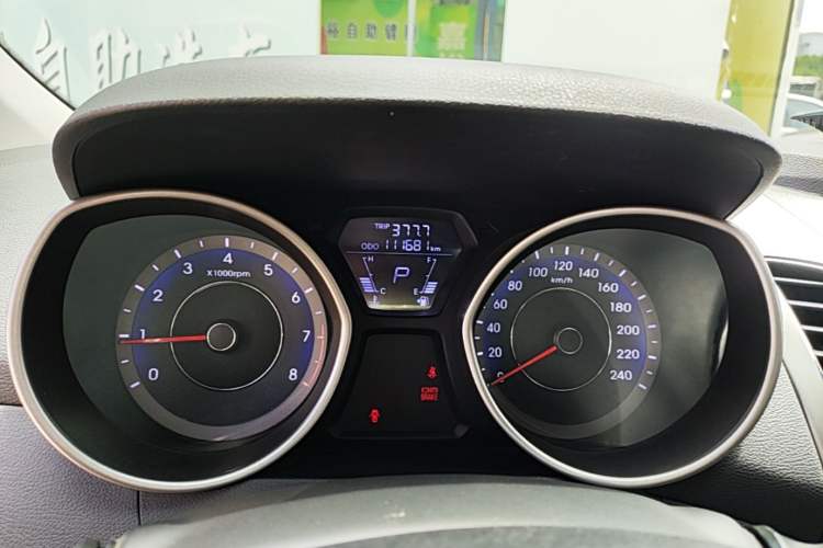 Used Hyundai Elantra (5th Generation / Langdong) 2012 1.6L Automatic Fashion Edition Instrument Cluster