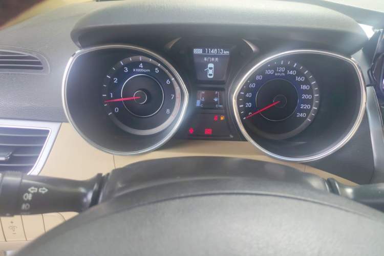 Used Hyundai Elantra (5th Generation / Langdong) 2012 1.6L Manual Leading Model Instrument Cluster
