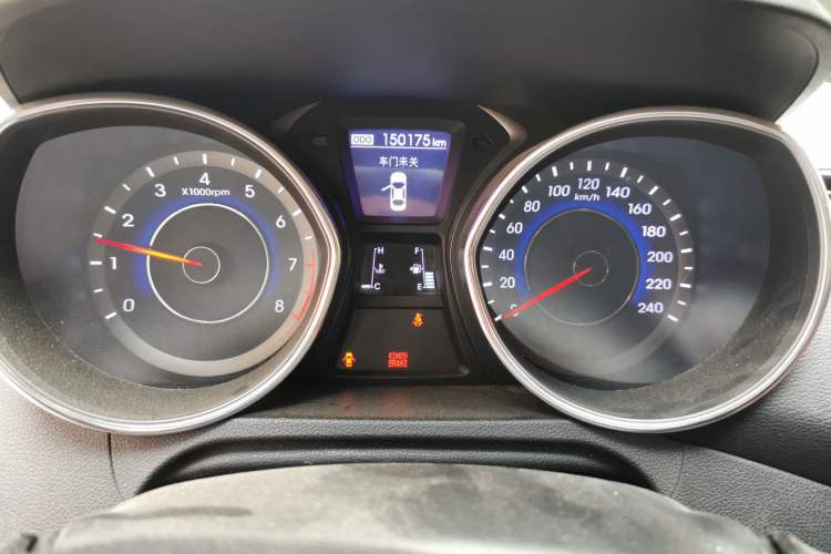 Used Hyundai Elantra (5th Generation / Langdong) 2012 1.6L Manual Leading Model Instrument Cluster
