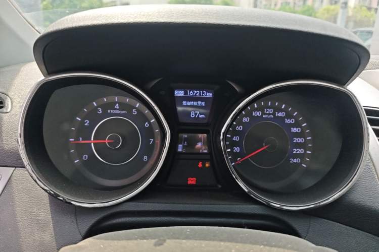 Used Hyundai Elantra (5th Generation / Langdong) 2012 1.6L Manual Leading Model Instrument Cluster