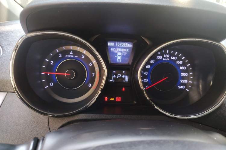 Used Hyundai Elantra (5th Generation / Langdong) 2012 1.6L Automatic Leading Model Instrument Cluster