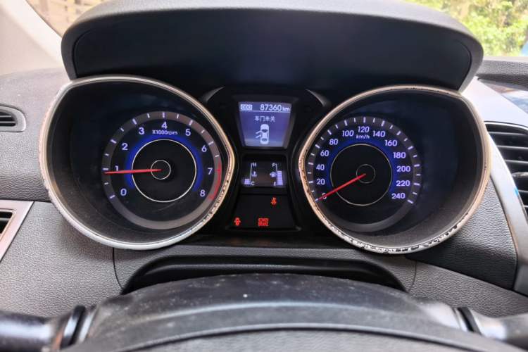Used Hyundai Elantra (5th Generation / Langdong) 2012 1.6L Manual Leading Model Instrument Cluster