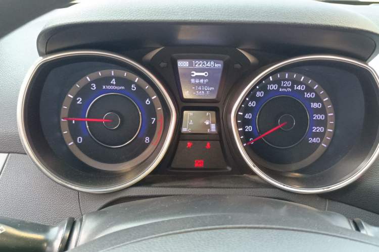 Used Hyundai Elantra (5th Generation / Langdong) 2012 1.6L Manual Leading Model Instrument Cluster