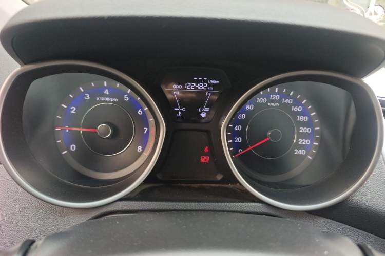 Used Hyundai Elantra (5th Generation / Langdong) 2012 1.6L Manual Fashion Edition Instrument Cluster