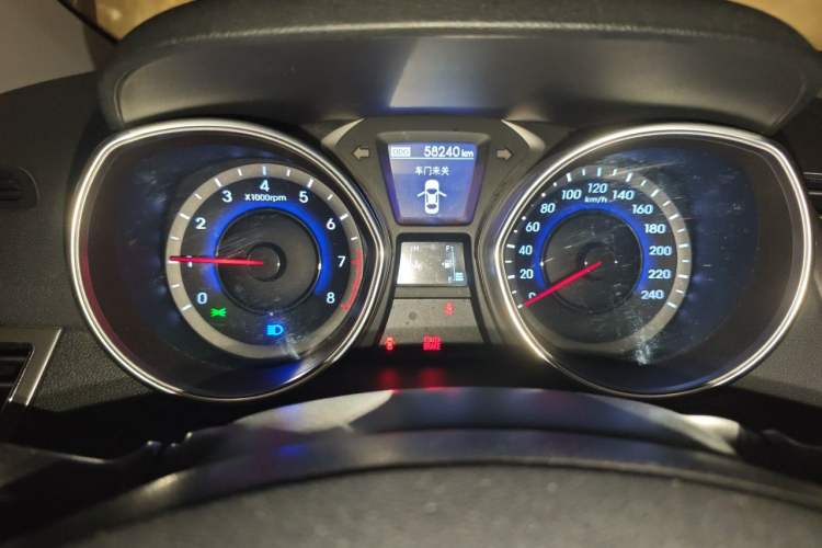 Used Hyundai Elantra (5th Generation / Langdong) 2012 1.6L Manual Leading Model Instrument Cluster