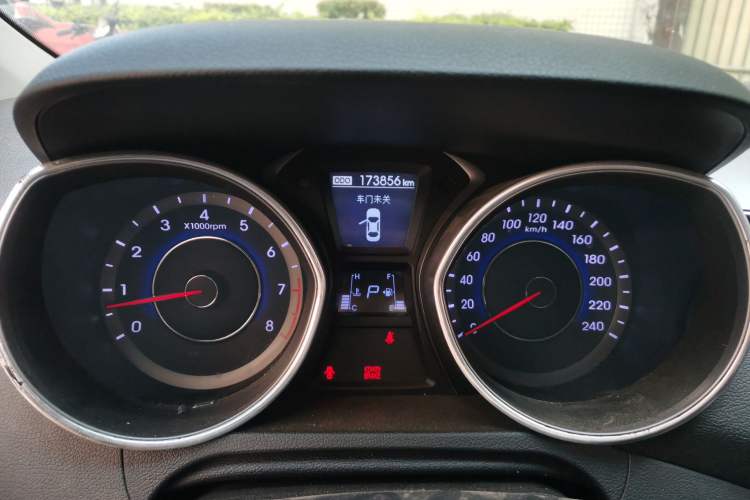 Used Hyundai Elantra (5th Generation / Langdong) 2012 1.6L Automatic Leading Model Instrument Cluster