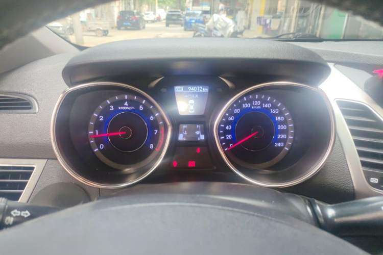 Used Hyundai Elantra (5th Generation / Langdong) 2012 1.6L Manual Leading Model Instrument Cluster