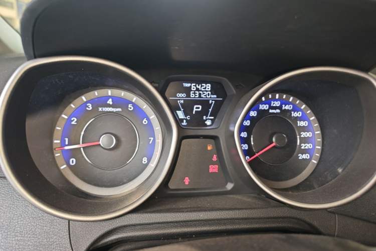 Used Hyundai Elantra (5th Generation / Langdong) 2012 1.6L Automatic Fashion Edition Instrument Cluster