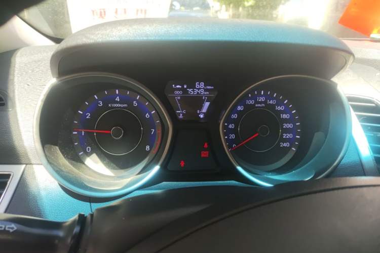 Used Hyundai Elantra (5th Generation / Langdong) 2012 1.6L Manual Fashion Edition Instrument Cluster