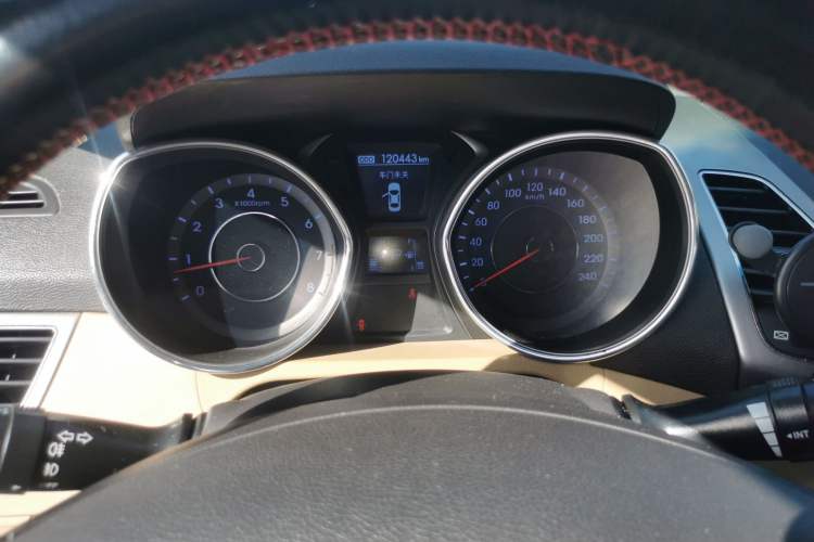 Used Hyundai Elantra (5th Generation / Langdong) 2012 1.6L Automatic Prestige Model Instrument Cluster