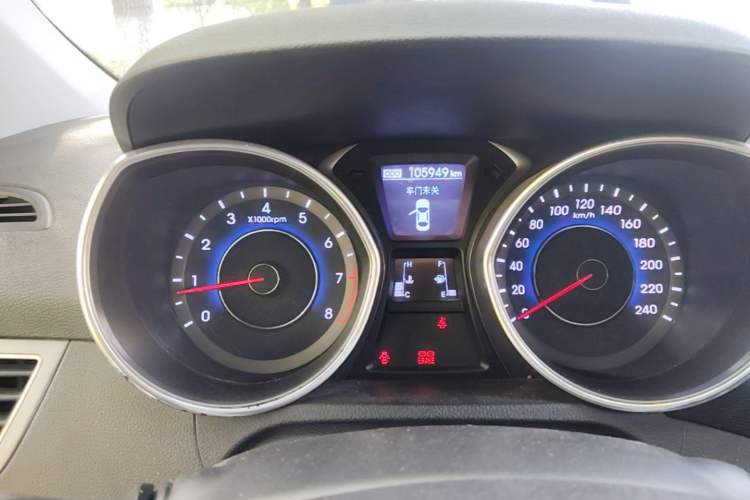 Used Hyundai Elantra (5th Generation / Langdong) 2012 1.6L Manual Leading Model Instrument Cluster