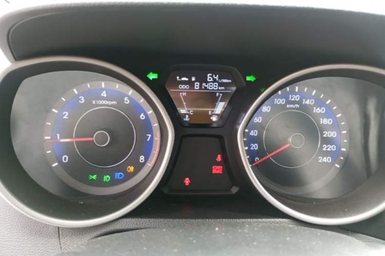 Used Hyundai Elantra (5th Generation / Langdong) 2012 1.6L Manual Fashion Edition Instrument Cluster