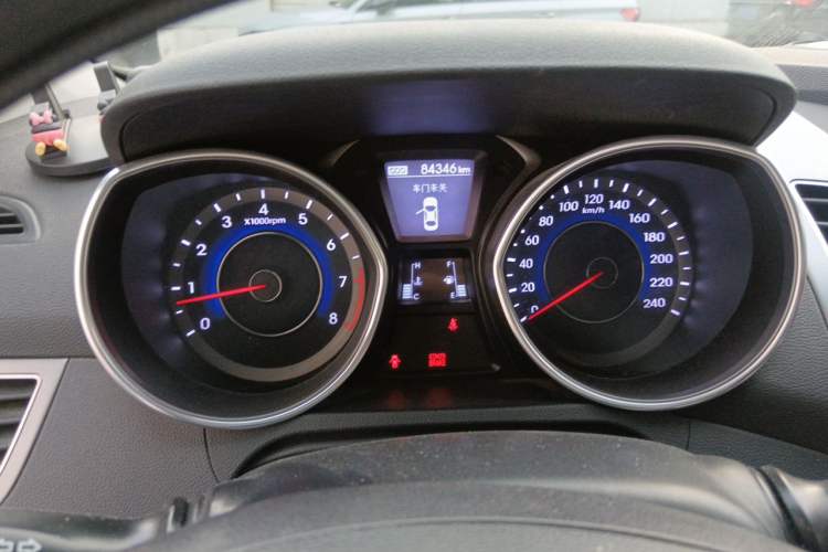 Used Hyundai Elantra (5th Generation / Langdong) 2012 1.6L Manual Leading Model Instrument Cluster