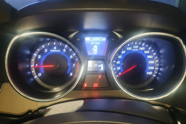 Used Hyundai Elantra (5th Generation / Langdong) 2012 1.6L Automatic Prestige Model Instrument Cluster