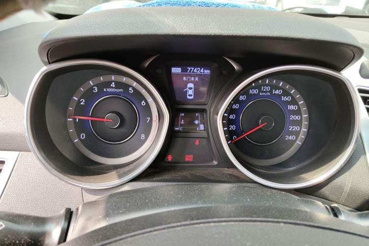 Used Hyundai Elantra (5th Generation / Langdong) 2012 1.6L Manual Leading Model Instrument Cluster