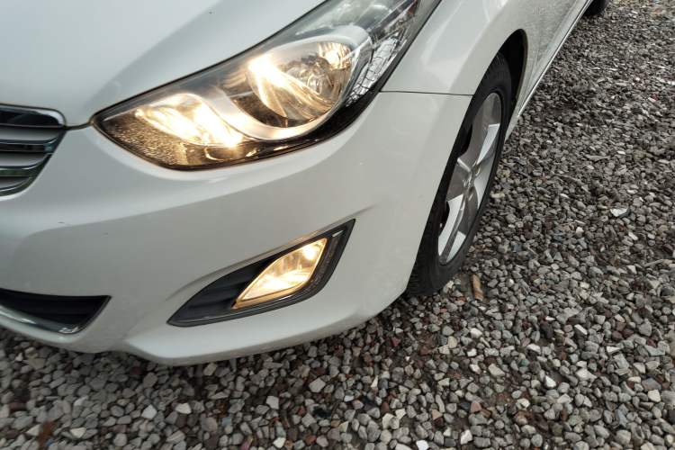 Used Hyundai Elantra (5th Generation / Langdong) 2012 1.6L Automatic Fashion Edition Left Front Headlight