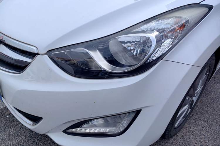 Used Hyundai Elantra (5th Generation / Langdong) 2012 1.6L Manual Leading Model Left Front Headlight
