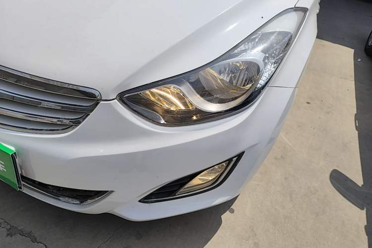 Used Hyundai Elantra (5th Generation / Langdong) 2012 1.6L Manual Fashion Edition Left Front Headlight