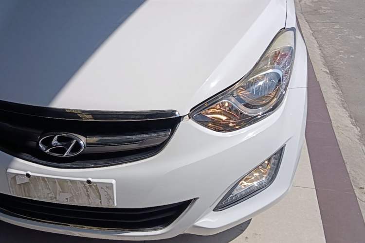Used Hyundai Elantra (5th Generation / Langdong) 2012 1.6L Manual Leading Model Left Front Headlight