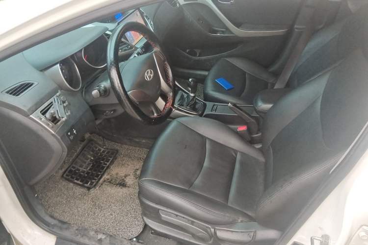 Used Hyundai Elantra (5th Generation / Langdong) 2012 1.6L Manual Leading Model Left Front Seat