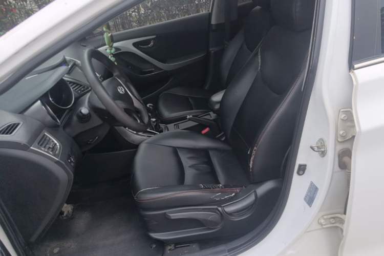 Used Hyundai Elantra (5th Generation / Langdong) 2012 1.6L Manual Leading Model Left Front Seat