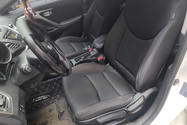 Used Hyundai Elantra (5th Generation / Langdong) 2012 1.6L Automatic Leading Model Left Front Seat