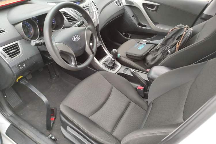 Used Hyundai Elantra (5th Generation / Langdong) 2012 1.6L Manual Fashion Edition Left Front Seat