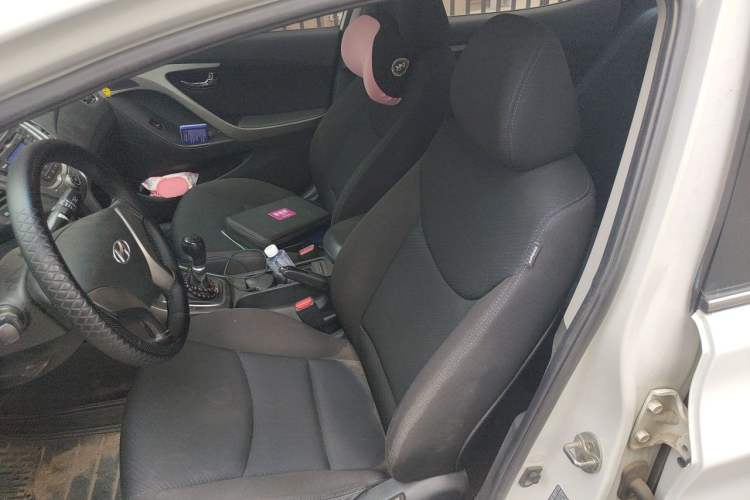 Used Hyundai Elantra (5th Generation / Langdong) 2012 1.6L Manual Leading Model Left Front Seat