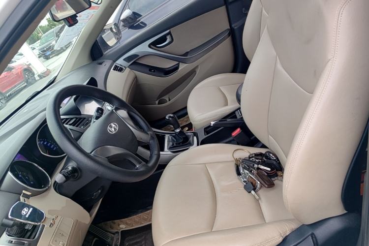 Used Hyundai Elantra (5th Generation / Langdong) 2012 1.6L Manual Leading Model Left Front Seat