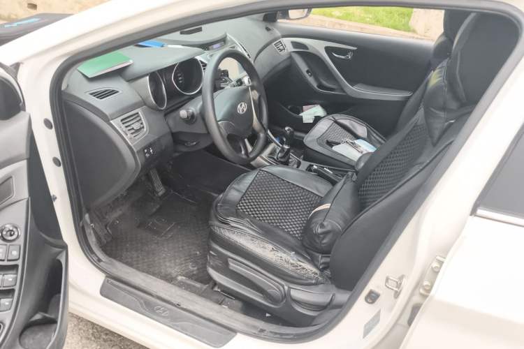 Used Hyundai Elantra (5th Generation / Langdong) 2012 1.6L Manual Leading Model Left Front Seat