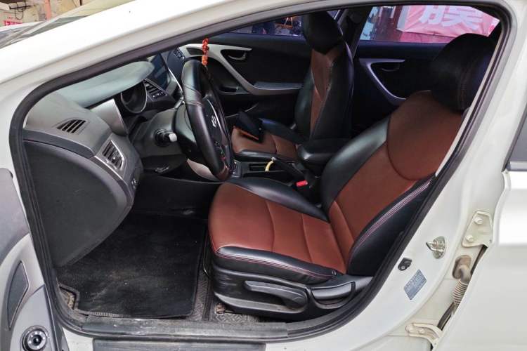 Used Hyundai Elantra (5th Generation / Langdong) 2012 1.6L Automatic Fashion Edition Left Front Seat