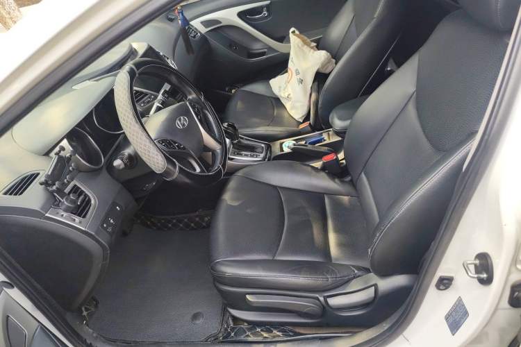 Used Hyundai Elantra (5th Generation / Langdong) 2012 1.6L Automatic Prestige Model Left Front Seat