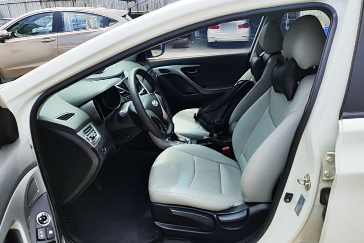 Used Hyundai Elantra (5th Generation / Langdong) 2012 1.6L Automatic Fashion Edition Left Front Seat
