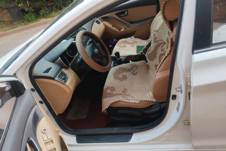 Used Hyundai Elantra (5th Generation / Langdong) 2012 1.6L Manual Leading Model Left Front Seat